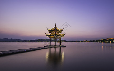 杭州旅游海报西湖背景