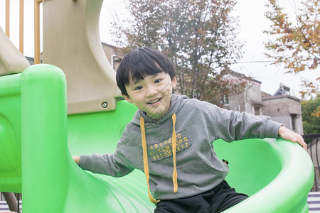 幼儿园终于毕业了高清图片