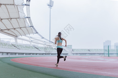 健身女人青春活动女性操场跑步背景