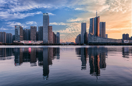 城市日落夕阳合肥天鹅湖商务区背景