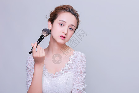 欧美化妆品模特清新妆面美女化妆刷广告背景