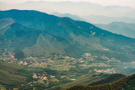 莫干山顶峰拍摄背景