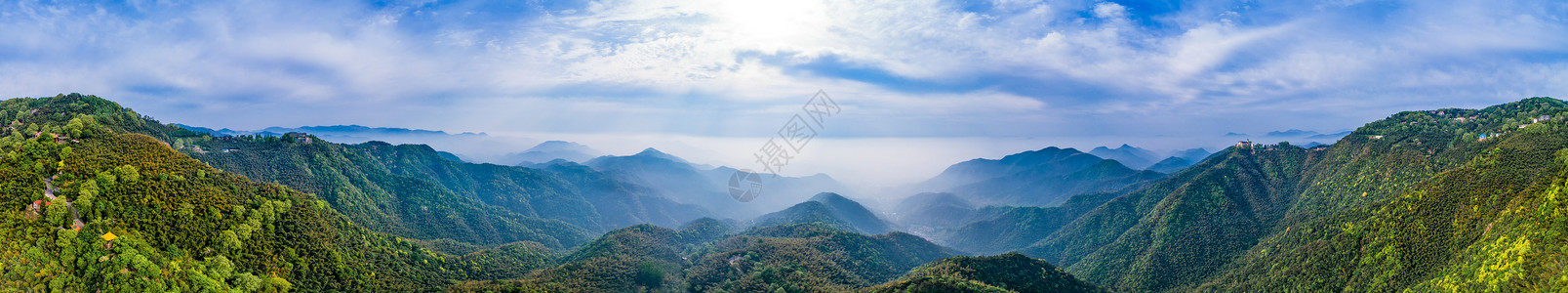 环保标语莫干山顶峰全景自然风景背景