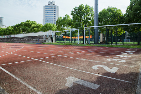 校园操场设施操场起跑线背景图片