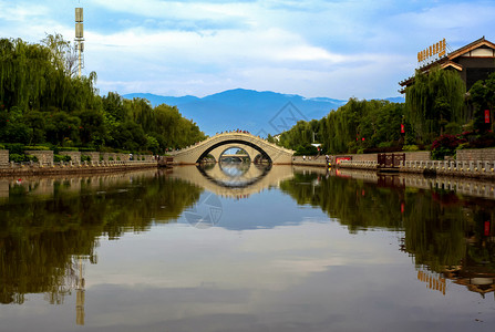 西昌烧烤四川西昌背景