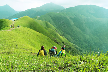 一群人登山登山的人背景