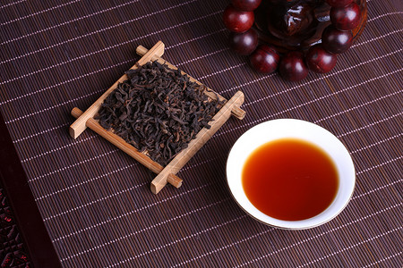 大红袍茶叶茶汤图片
