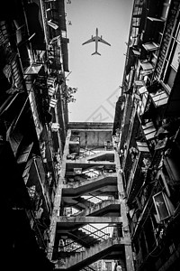 飞机楼创意黑白照片-四川大学鸳鸯楼背景