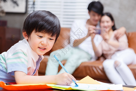 涂鸦素材儿童家庭亲子绘画大赛背景
