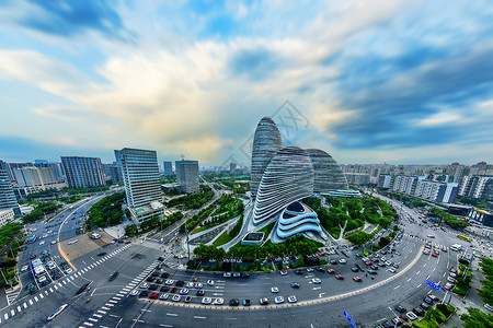 北京望京绿地中心俯瞰望京soho夜景美色车流高清图片素材
