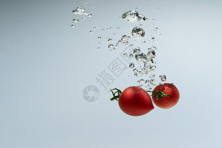 下沉水洗小番茄背景