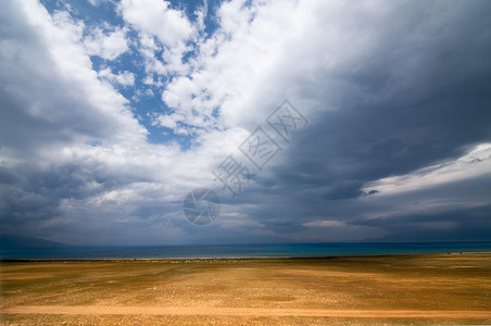 云气势新疆赛里木湖气势素材云背景