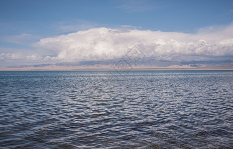 寂静的湖面寂静的青海湖背景