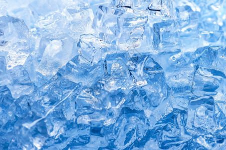 冰块蓝色透明冰块高清图片