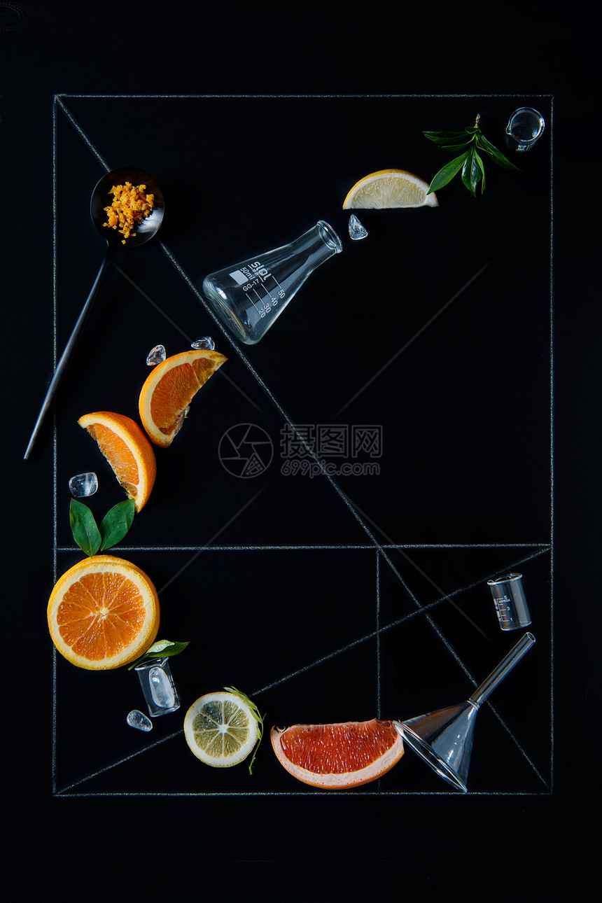 黑背景水果搭配创意背景素材图片