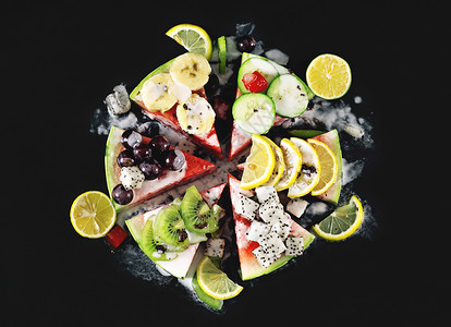 三角西瓜切片各种美味水果创意组合背景