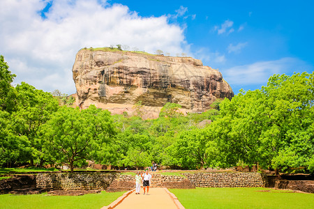 斯里兰卡锡吉里耶狮子岩背景图片