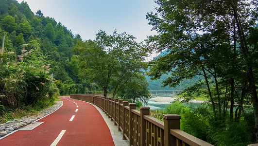 绿道跑到美丽乡村高清图片