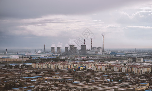 文明社会排污的工厂背景