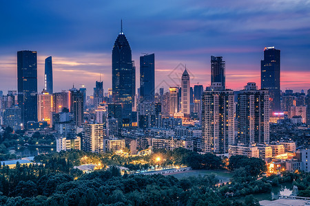 中国省会武汉金融街黄昏夜景背景