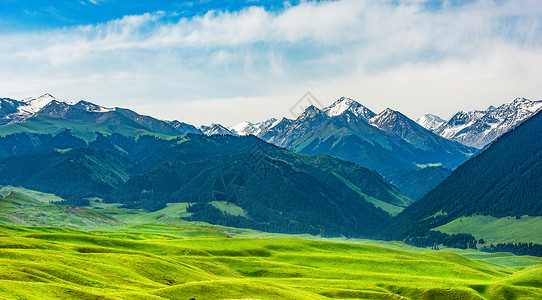 山河水雪山草原背景