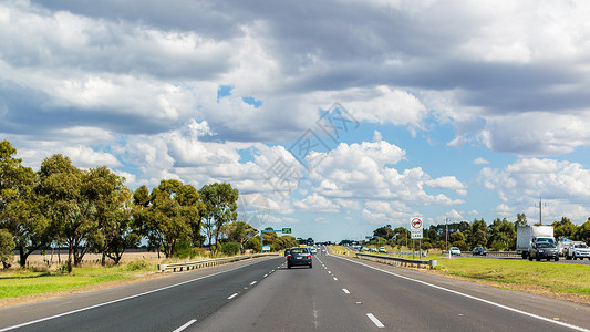 澳大利亚墨尔本开往大洋路背景图片