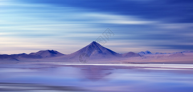 色彩摄影蓝色山丘背景设计图片