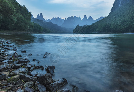 蓝色几何暮色漓江背景