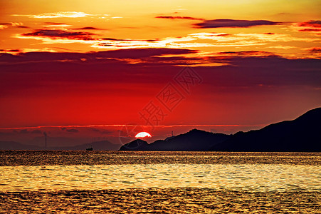 黄色水彩矢量图夏天海边唯美的落日背景
