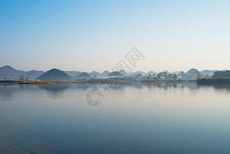 普者黑晨雾普者黑旅游景区高清图片