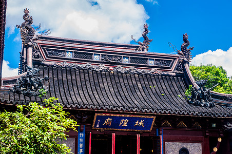 上海城隍庙的蓝天白云图片