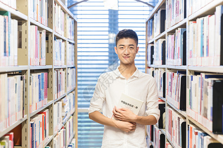 气质男生大学男生图书馆学习背景