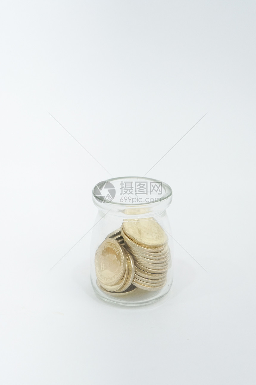 一罐子硬币图片