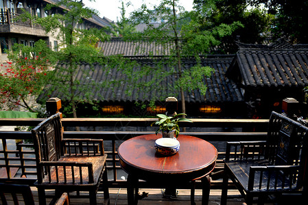 阳台植物成都宽窄巷子老街上临街茶屋阳台背景