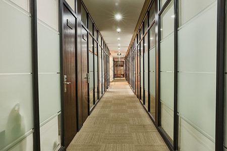 办公室内空间长廊背景图片