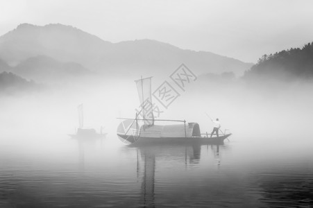 水墨帆船瓯江迷雾背景