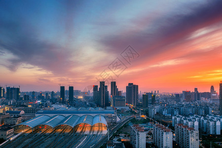 武汉黄昏高铁车站背景图片