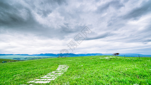 草原上风车新疆喀拉峻大草原背景