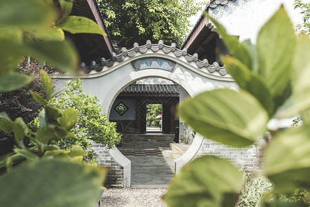 唯美桌面背景中国风过建筑庭院门拱背景背景