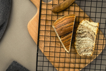 蛋糕刀烤架上的面包背景