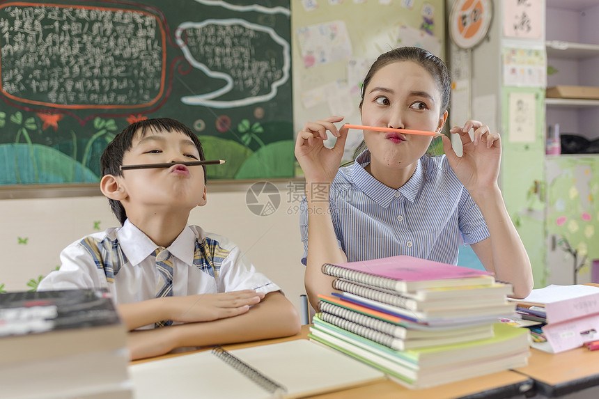 老师与学生图片