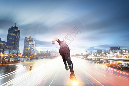溜冰者奔跑人生设计图片