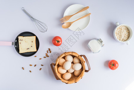 木制的厨房鸡蛋面包早餐背景