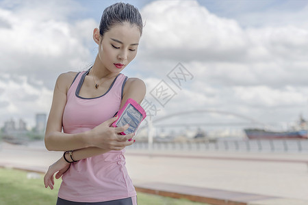 女子运动准备动作背景图片