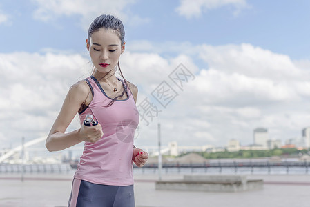 女子运动准备动作背景图片