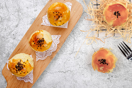 中国风中秋节美食月饼图片