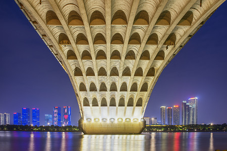湘江上的桥长沙江景高清图片