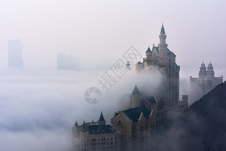 天空之城美景雾之城高清图片