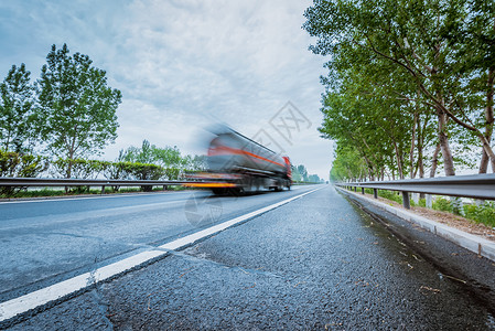 公路工程沈海高速背景