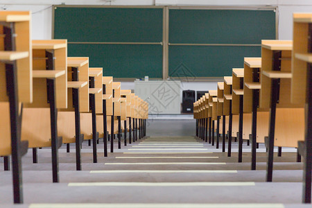 空荡荡的大学教室图片素材